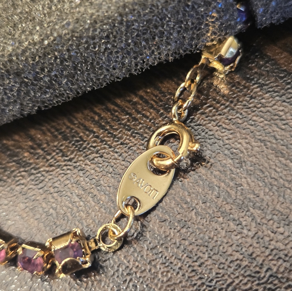 Avon Amethyst Color Tennis Bracelet. Small - Picture 4 of 4